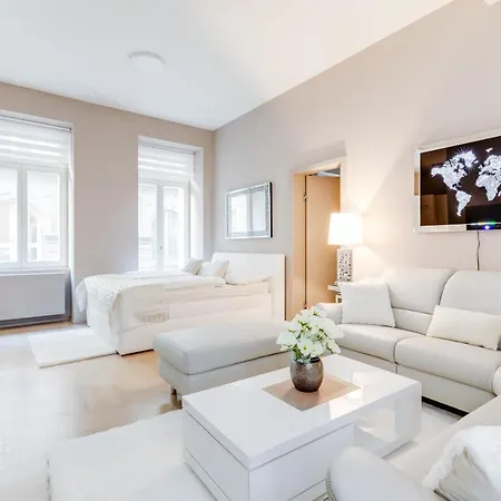 Apartment Royal In The Heart Of Prague