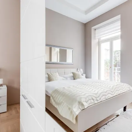 Royal In The Heart Of Apartment Prag