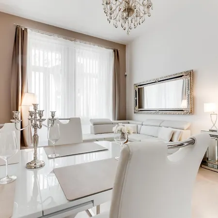 Royal In The Heart Of Appartement