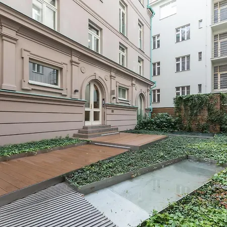 Royal In The Heart Of Apartment