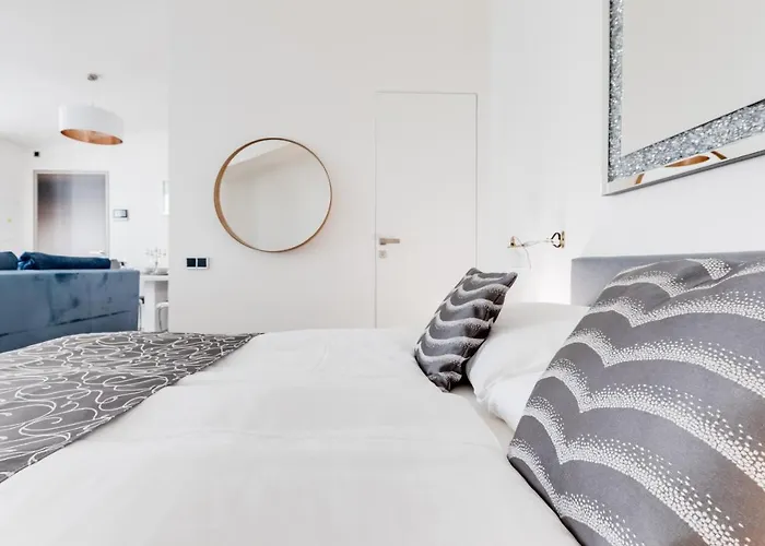 Royal In The Heart Of Apartman